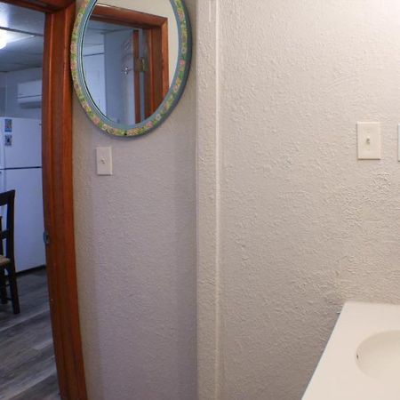 California Ave - 2 Bedroom - Home Away From Home! Pittsburgh Bagian luar foto